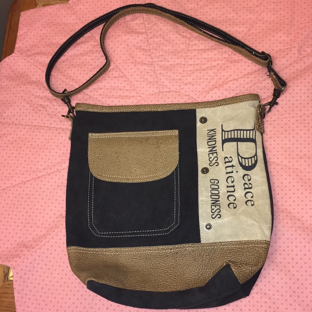 Myra Bag - Upcycled shoulder bag